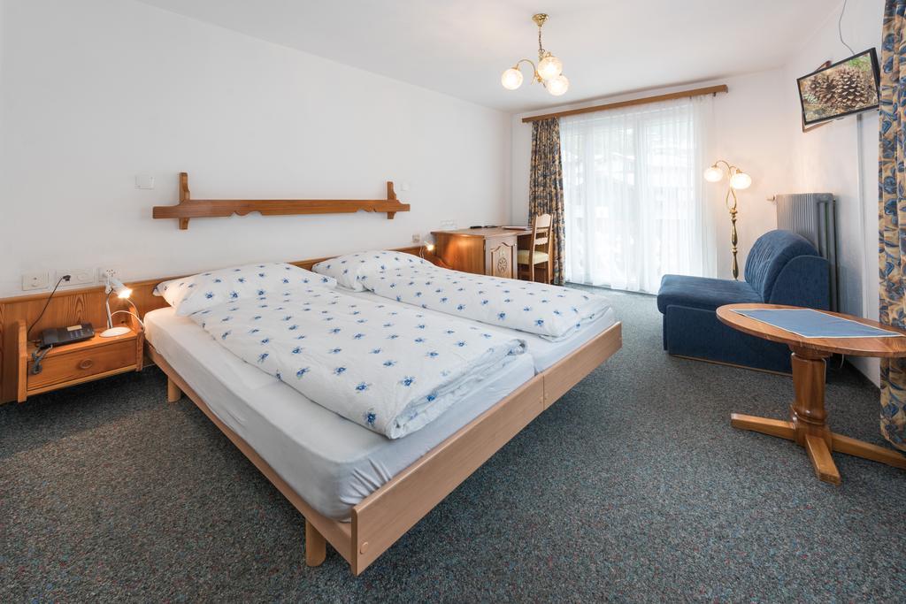 Hotel Rhodania Zermatt Kültér fotó