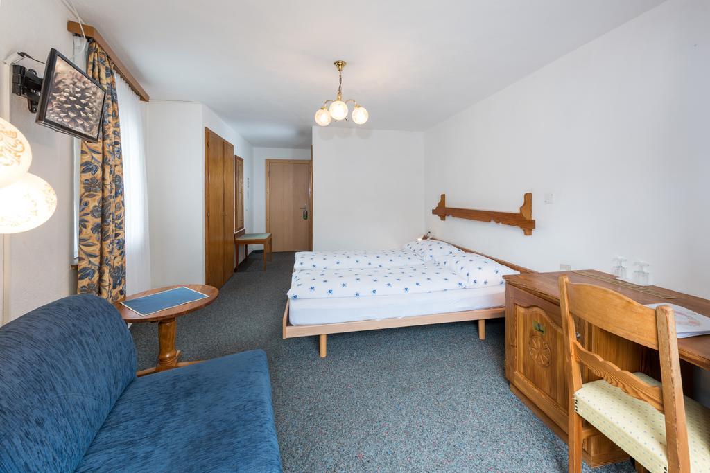 Hotel Rhodania Zermatt Kültér fotó